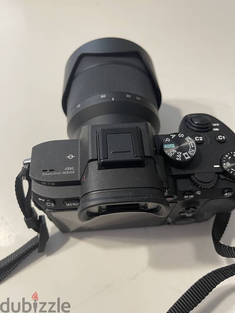 Sony α7 III 24.2MPx Camera with 28-70mm Lens + 32GB SD + Bag 2