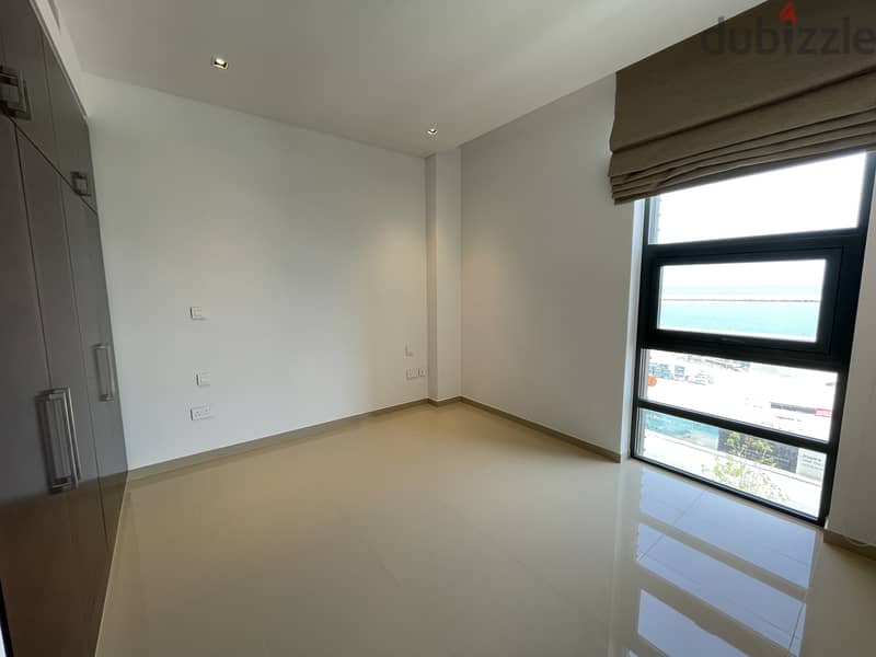 Beautiful 2 Bedroom Plus Study Sea View Apartment for Sale in Al Mouj 5