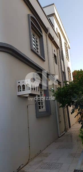 Villa for sale Mawalih near Muscat City Centre 2