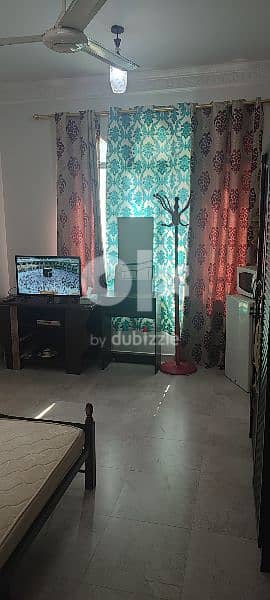 غرف مؤثثة للايجار في العذيبة  Furnitured room for rent in al-Aziba 5