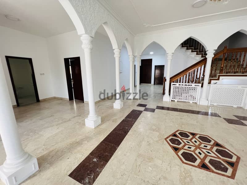 Villa For Rent In Qurum Beach 13