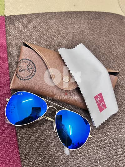 Ray-Ban Aviators RB3025-Matt Gold Frame & Blue Flash Mirrored Su