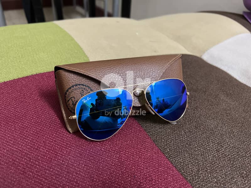 Ray-Ban Aviators RB3025-Matt Gold Frame & Blue Flash Mirrored Su 1