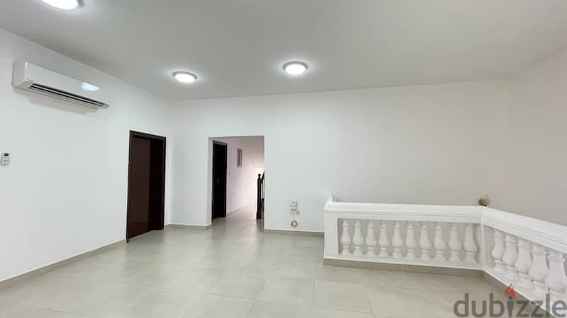 Spacious 6 bedrooms villa in MSQ-Hay AlRahbah complex 10