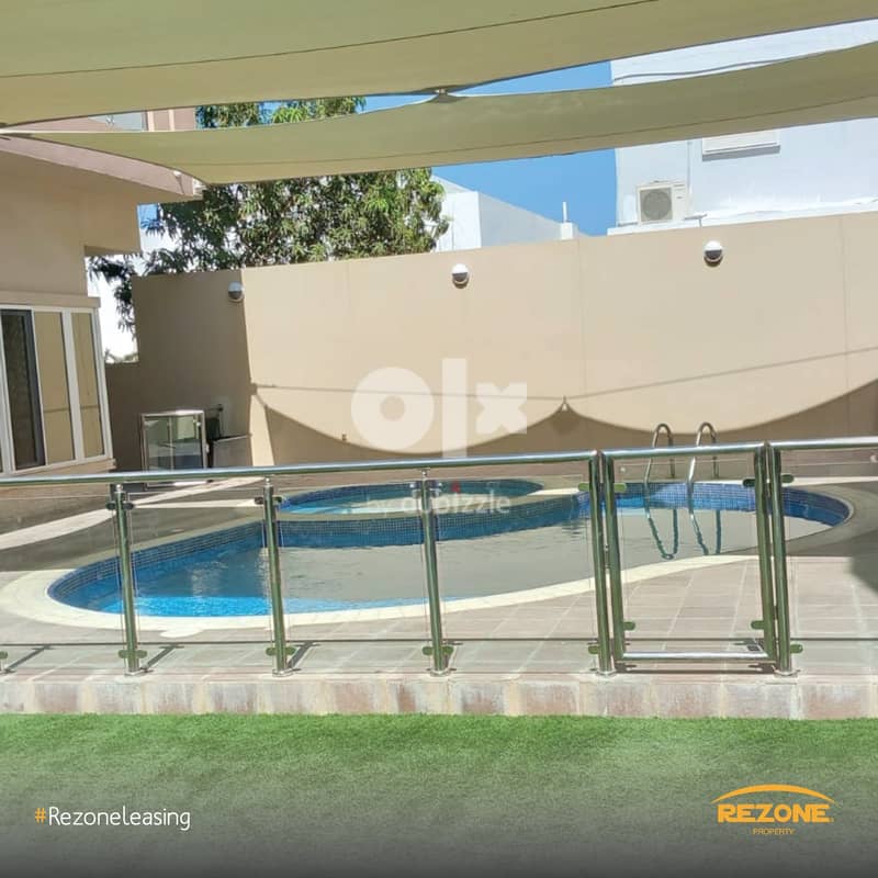 4 + 1 Bedroom Luxurious Villa at MQ 8