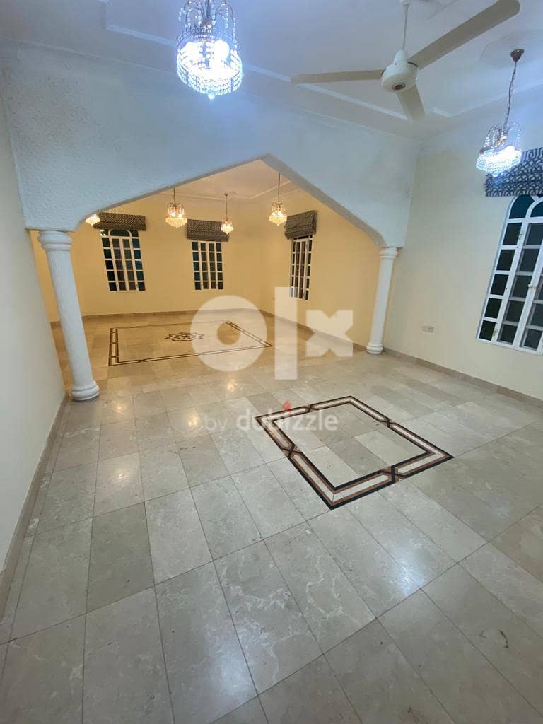 3Bedroom flat in North Ghobra near Fatima super market 0