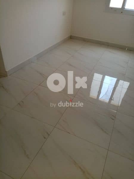 94052673Bathroom attached rooms. alkhuwair. con. no. 94052673 4