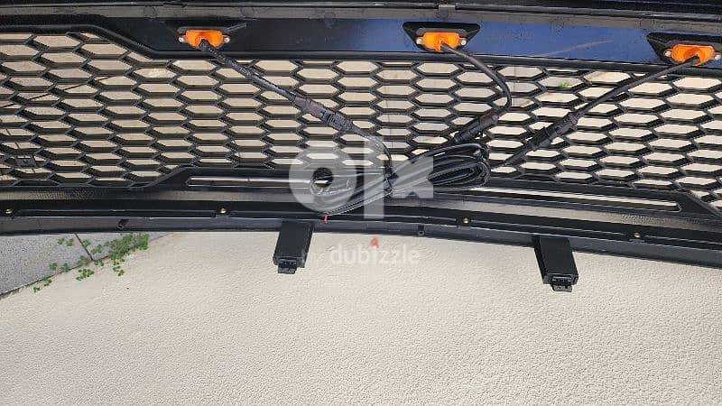 New Chevrolet SILVERADO 07-13 front grill gloss black 3