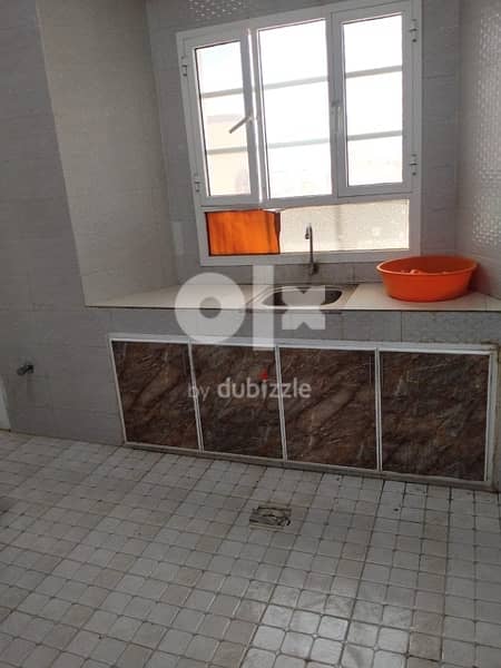 شقة للعوايل العامرات المحج ب ١٣٠ ريال 4 rent 8