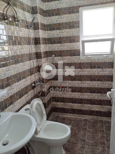 شقة للعوائل غرفتوصاله120 ريال بالواتسابflat for rent 4 family 120RO 11