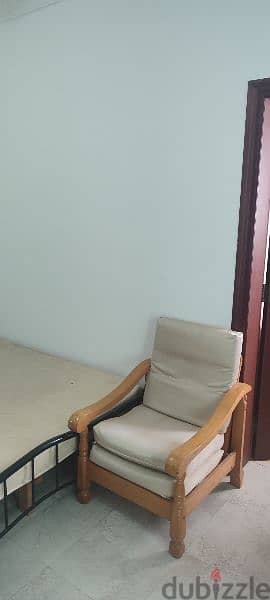 غرفة مفروشة للايجار في العذيبة   Furnitured Room fo in Al Aziba r 5