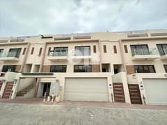 Luxury four bedroom townhouse in Muscat Hills
