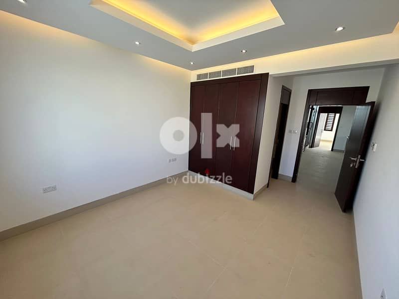 Luxury four bedroom townhouse in Muscat Hills 6
