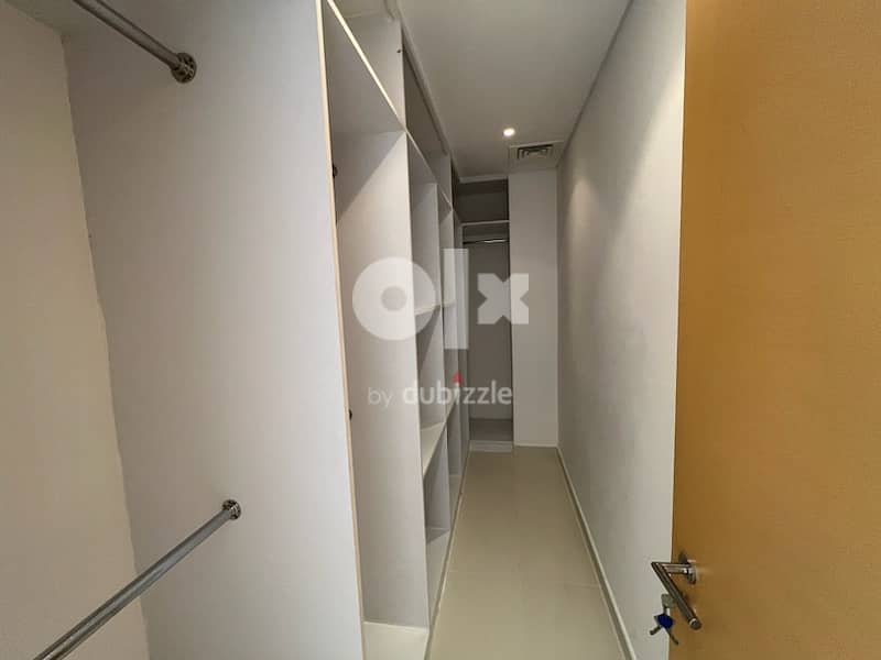 Highly recommended 4+1Bhk standalone villa for rent at mouj phase A. 7