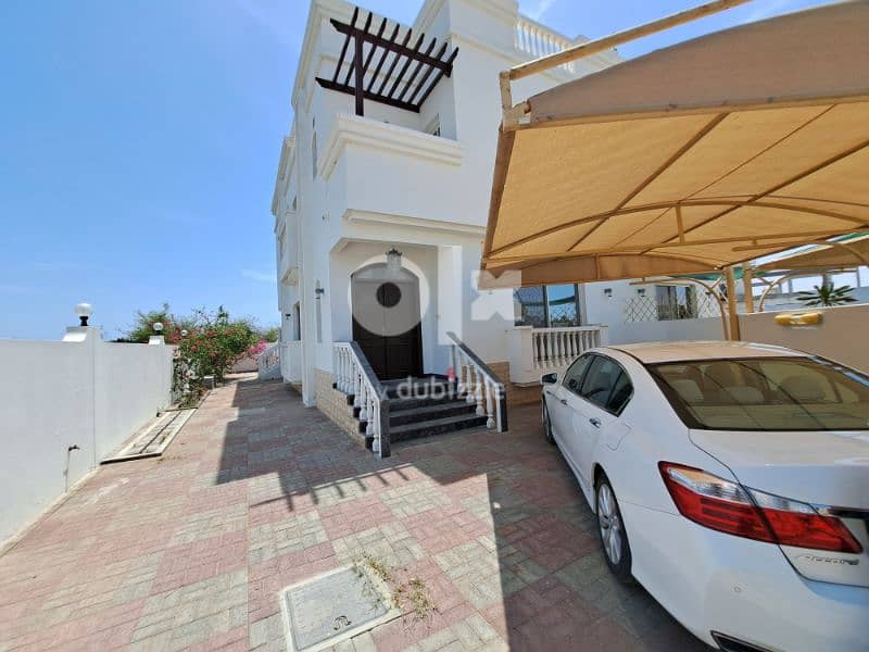 very beautiful  villa in Hail North quiet area spacious house 1