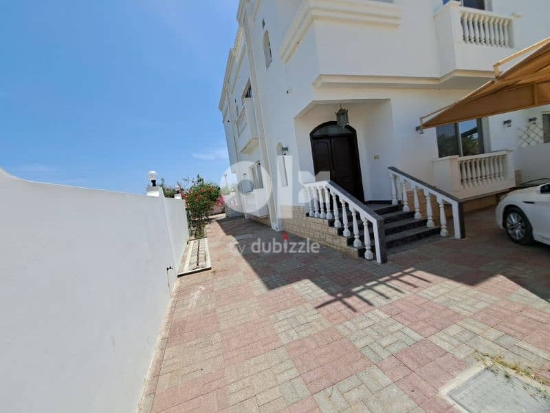 very beautiful  villa in Hail North quiet area spacious house 6