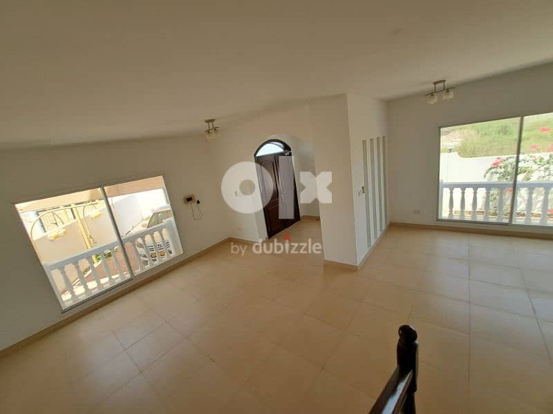 very beautiful  villa in Hail North quiet area spacious house 9