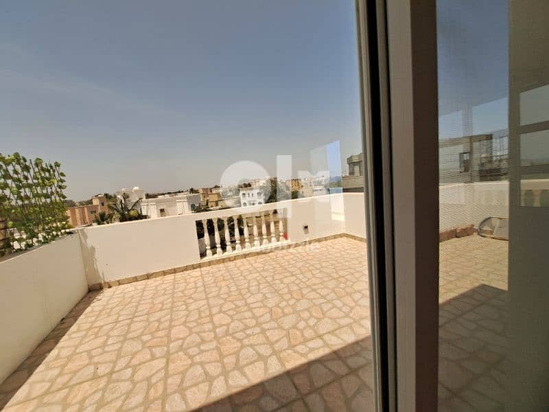 very beautiful  villa in Hail North quiet area spacious house 13