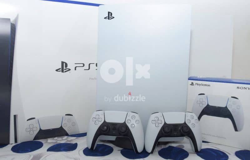 PS5 for sale (used) like brand new 8