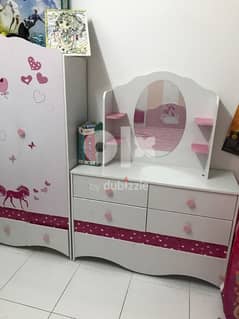 Baby girl bedroom sets - Mint condition