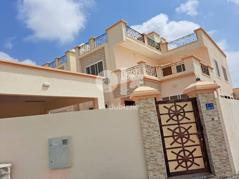 Brand new villa near  Al rhmout mosque in mobelah excellent location 4