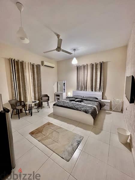 fully furnished room located in al zibah , غرفه مؤثثه في العذيبه 5