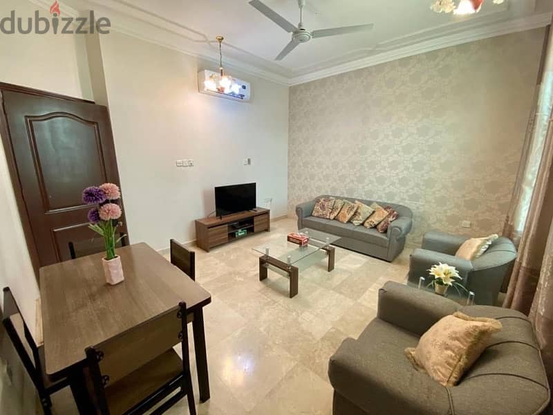 fully furnished room located in al zibah , غرفه مؤثثه في العذيبه 7