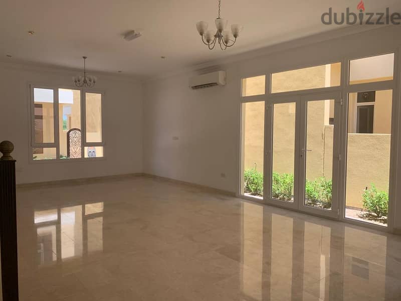 4BHK villa in complex for rent in seeb (sur hadid ) 11