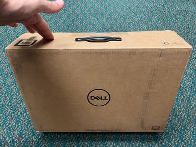 **OFFER** STOCK NEW Dell XPS 15 9520 15.6"