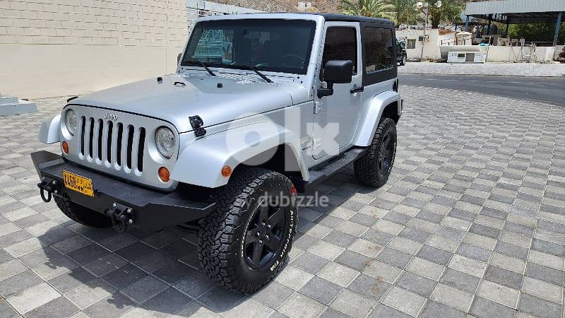 Jeep wrangler Sahara with off road spaceficathn 0