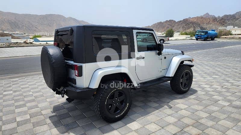 Jeep wrangler Sahara with off road spaceficathn 2