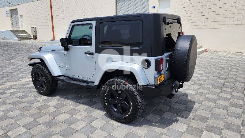 Jeep wrangler Sahara with off road spaceficathn 3