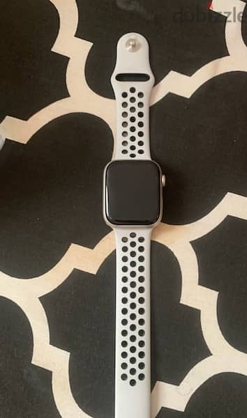 Apple watch 7 series nike edition good quality