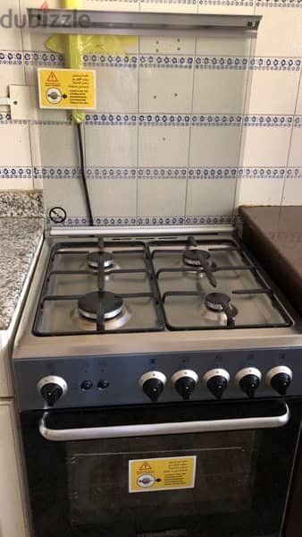 cooking range in good condition for quick sale 1