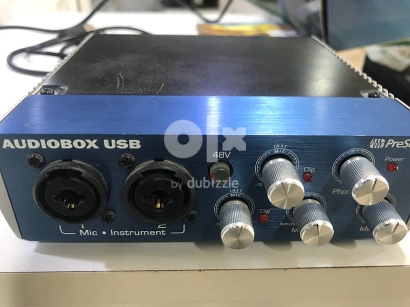 Audio Interface with cable with Studio One 1