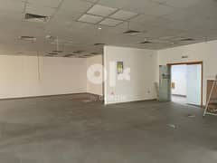 office space 290meter in Al khuwair