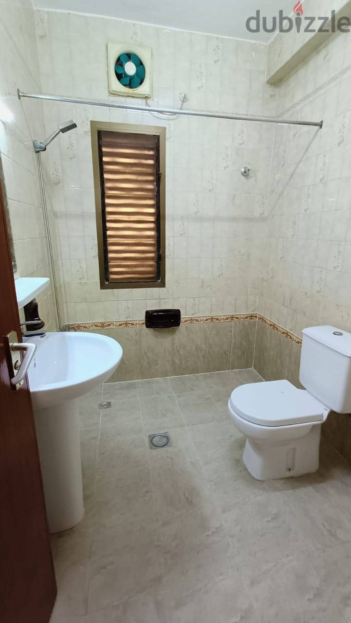 Spacious 3 Bhk available in Mutrah near Oman House 3