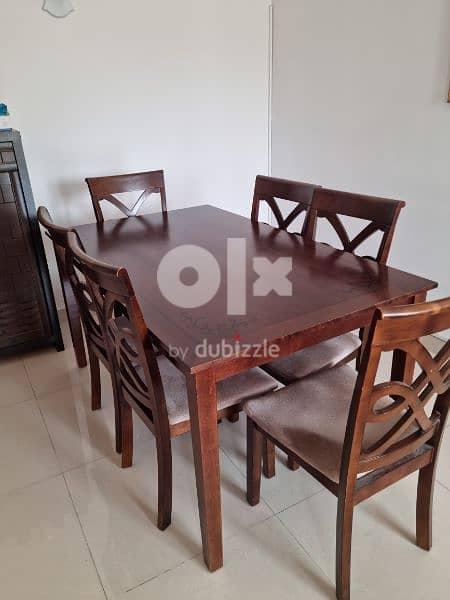 6 Seater Dining Table 4