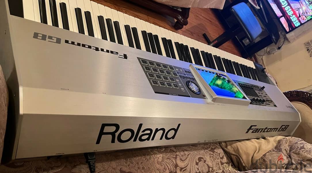 Roland Fantom G8 88 key keyboard workstation 2