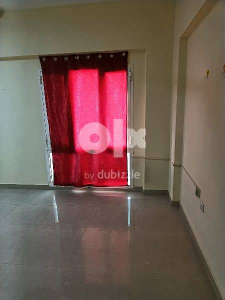 Room for rent in alkhoud 6 near badar hypermarket 2