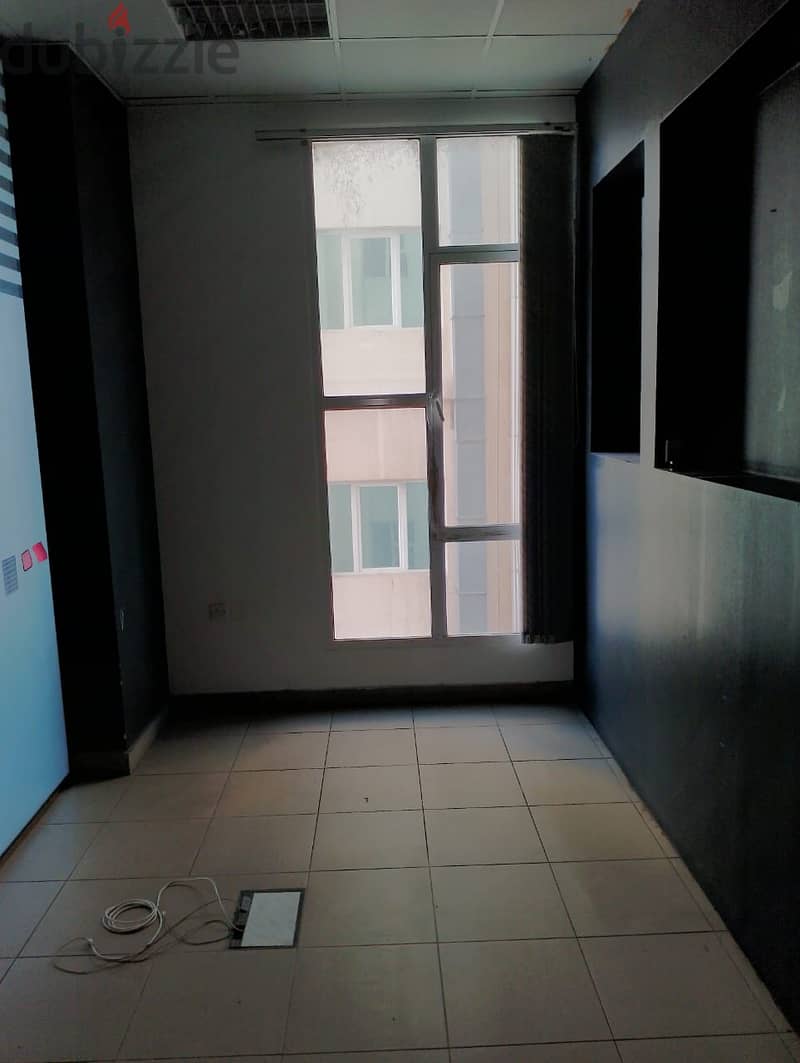 offices for rent in al khuwair 3