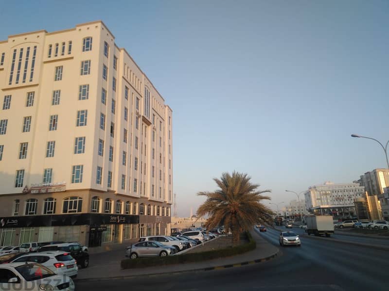 offices for rent in al khuwair 11