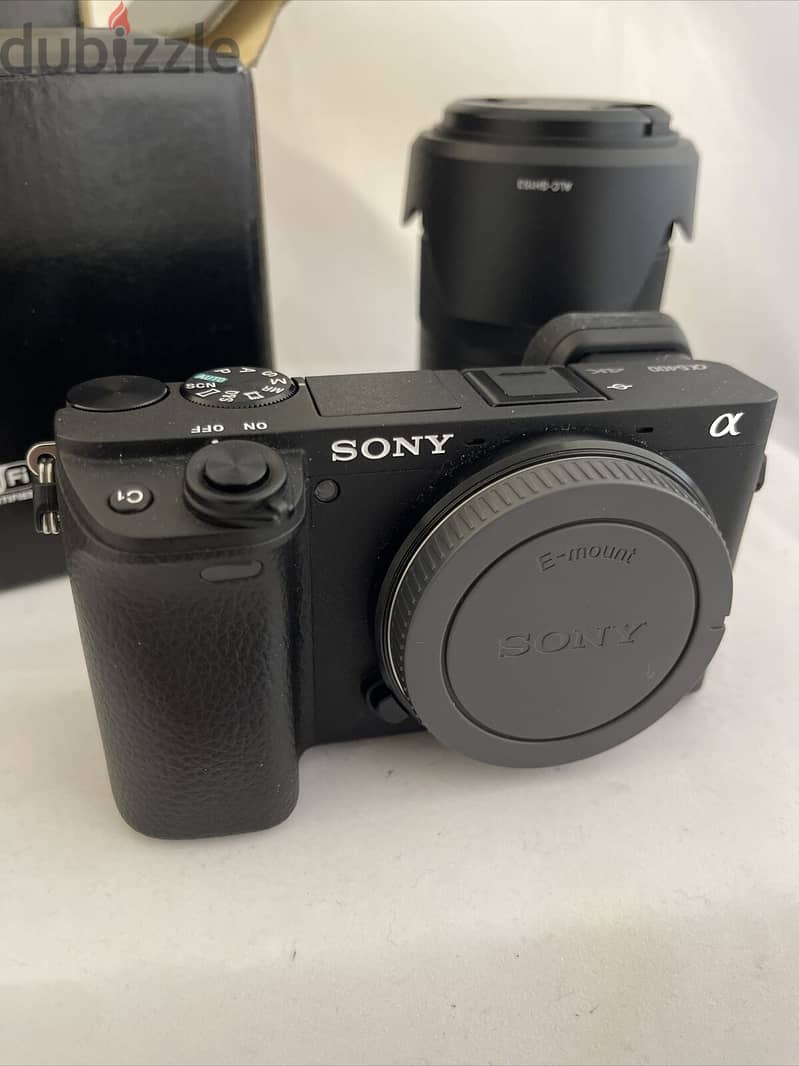 SONY ALPHA A 6400 MIRRORLESS WITH 18-135MM LENS 1