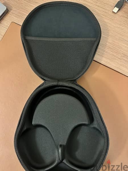 Smart Case for AirPods Max 2