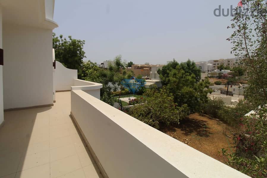 #REF991  Beautiful & Spacious 5BR+Maidroom Twin Villa for Rent in Madi 7