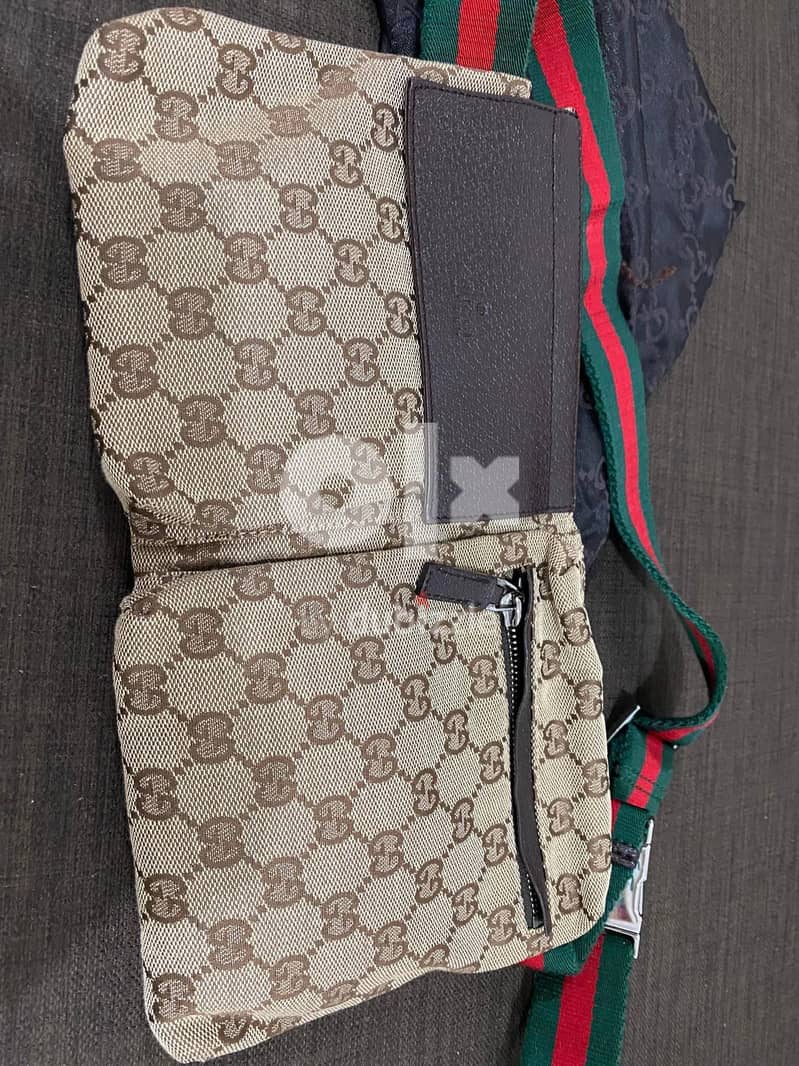 Gucci fanny pack 1