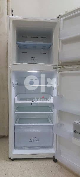 Samsung 230 litres Double Door Refrigerator for immediate sale 5