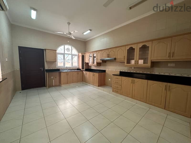 highly recommend 4+1 BHK huge twin villa in qurum pdo area 1