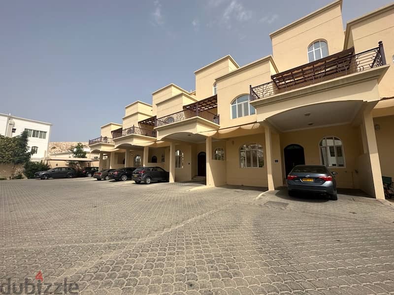 highly recommend 4+1 BHK huge twin villa in qurum pdo area 16