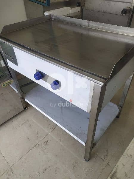 stainlesss steel sink and parrota grill 1